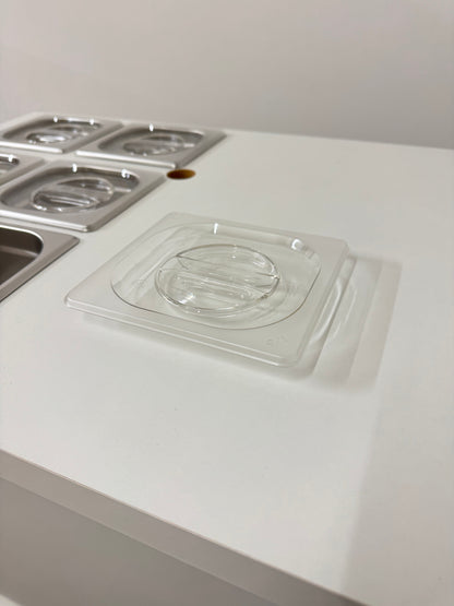 Set of 6 Clear plastic lids for pans